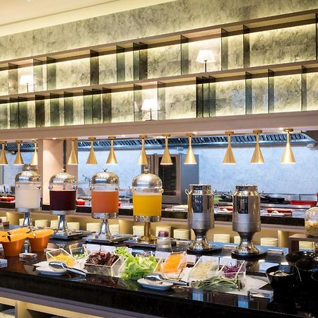 Cuncyue Hot Spring Resort Luodong Exterior foto The buffet at the hotel